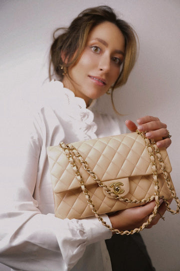 Beige leather Quilted Classic Flap Medium Aged Gold Hardware