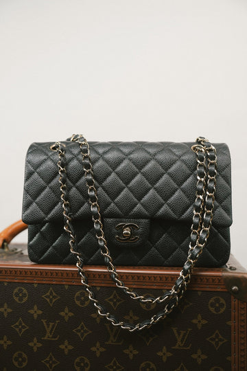 18S Dark Grey/Charcoal leather Quilted Classic Flap Medium Light Gold Hardware