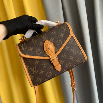 Elite Carryalls