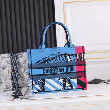 Elite Carryalls