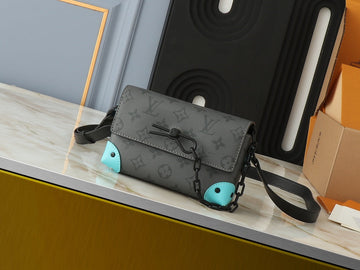 Elite Carryalls