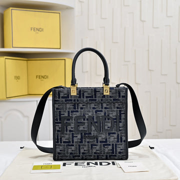 Elite Carryalls