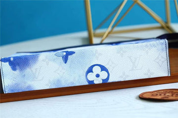 Louis Vuitton Pochette Voyage MM