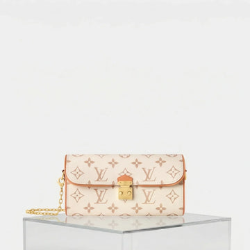 Camille Pouch
