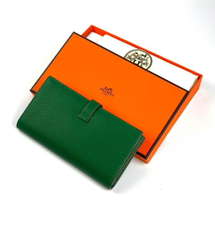 Hermès green Bearn Compact Wallet, Leather Etoupe and Gold Hardware