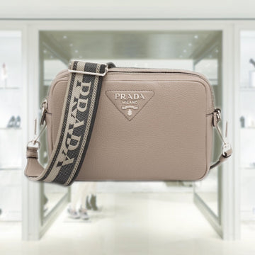 Medium leather bag