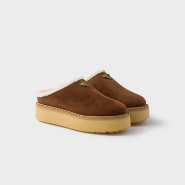 Suede slippers
