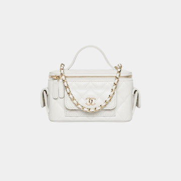 Vanity with Chain in Grained Shiny Calfskin and Gold Tone